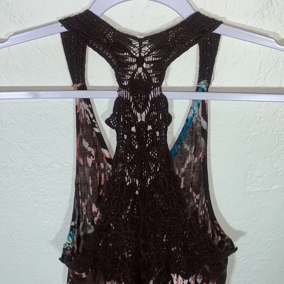 Bohemian Colorful V-Neck Mini Dress Crochet Lace Back Faux Buttons Boho Print - Picture 9 of 12